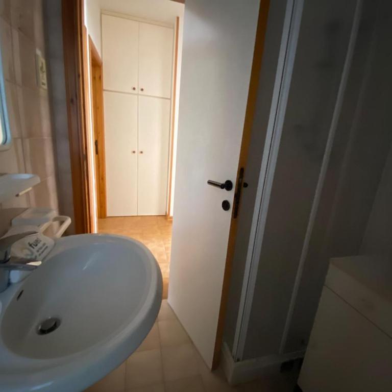 M270 - Marcelli, trilocale con portico a 100mt dal mare - Appartamento con 2 Camere da Letto - 19