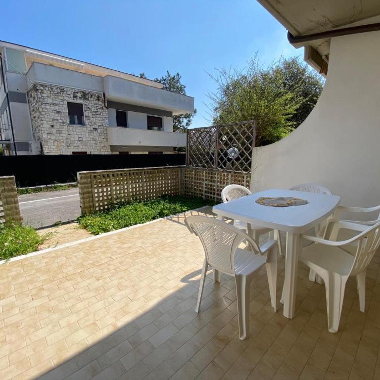 M270 - Marcelli, trilocale con portico a 100mt dal mare - Appartamento con 2 Camere da Letto - 27
