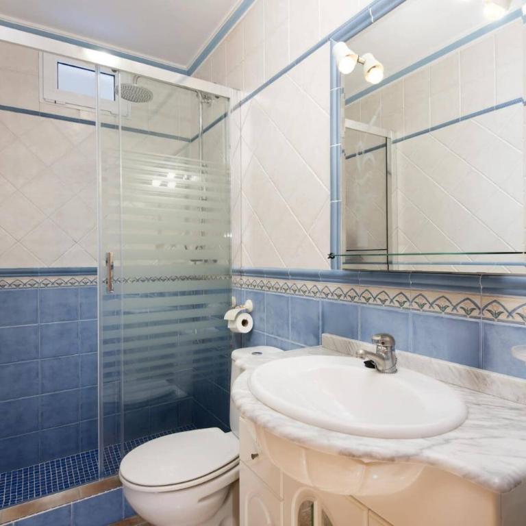 Villa Blancuzcal by Villa Plus - Villa - 10