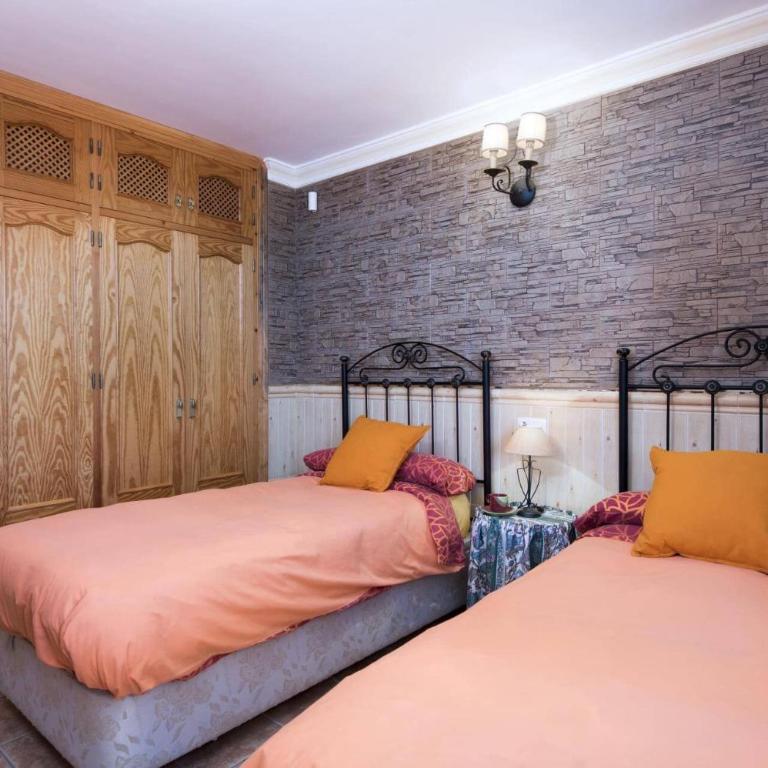 Villa Blancuzcal by Villa Plus - Villa - 15