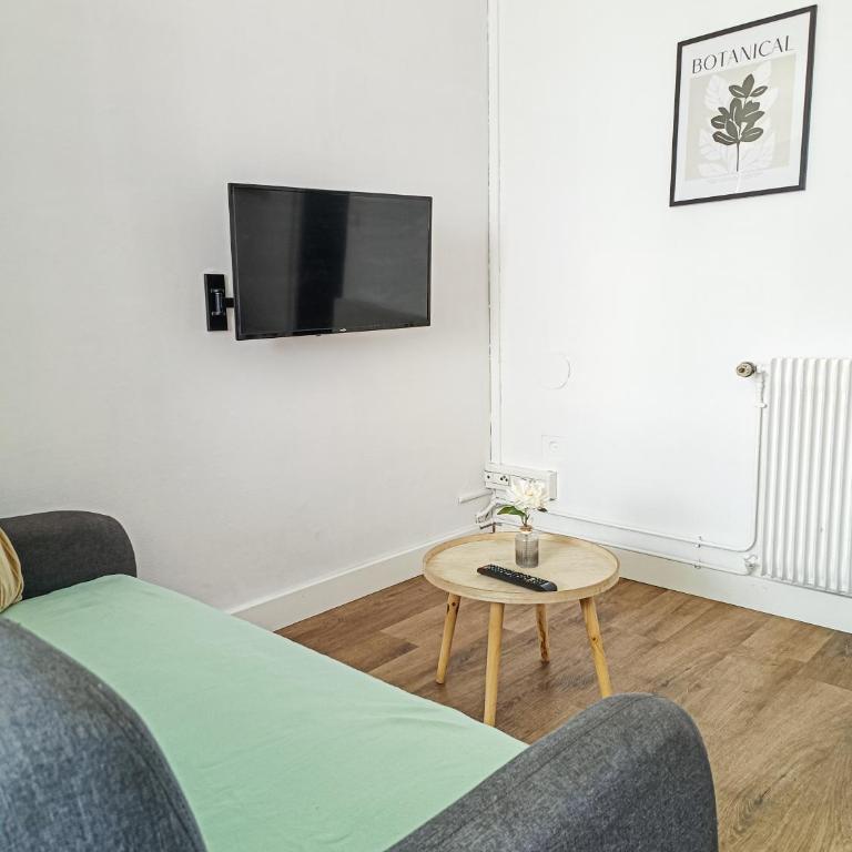 Appartement Proche Centre Ville / 3 Chambres - Appartamento con 3 Camere da Letto - 9