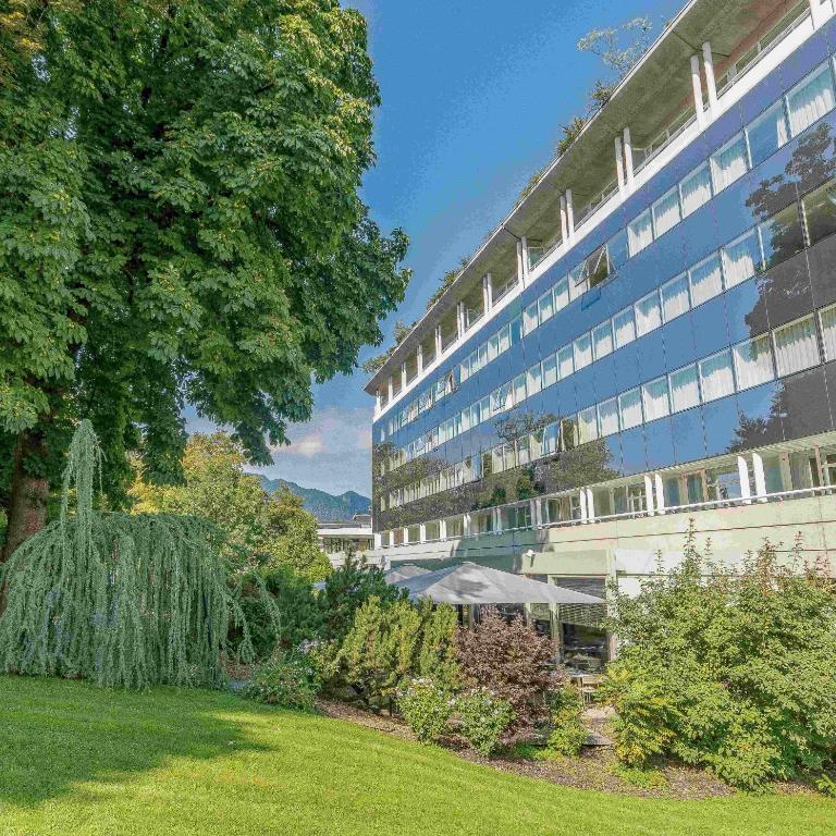 Le Riviera - Hôtel Restaurant & Spa - Ex Golden Tulip Aix les bains - Chambre Supérieure - Vue sur Parc - Accès au Spa - 4