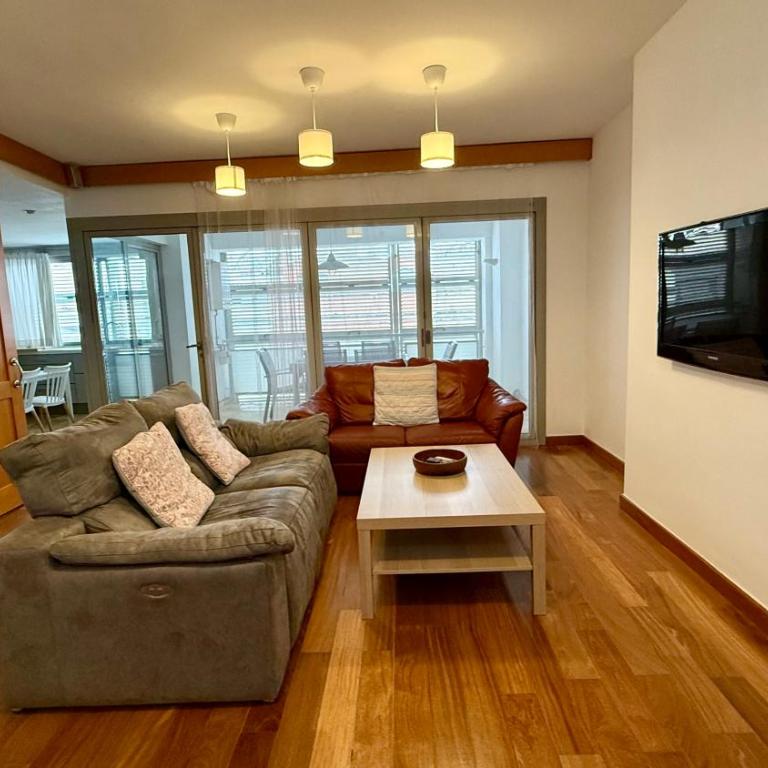 Apto T Marqués del Nervión - Garaje Privado con carga eléctrica - Apartamento de 3 dormitorios - 58