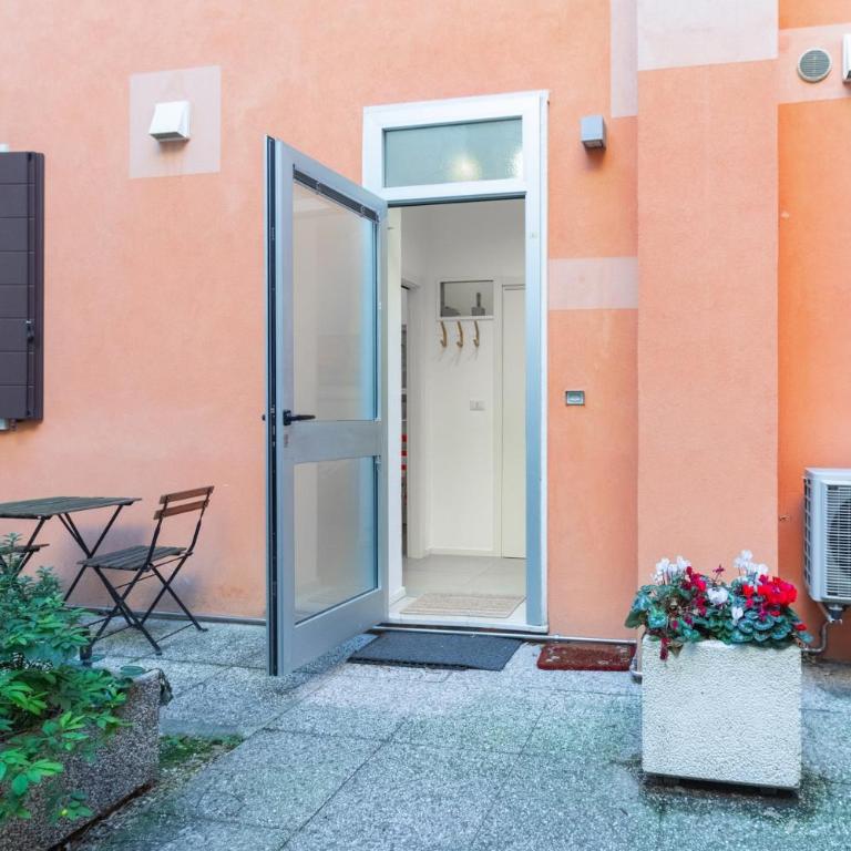 Courtyard Flat near University & Center in Padua - One-Bedroom Apartment - 20