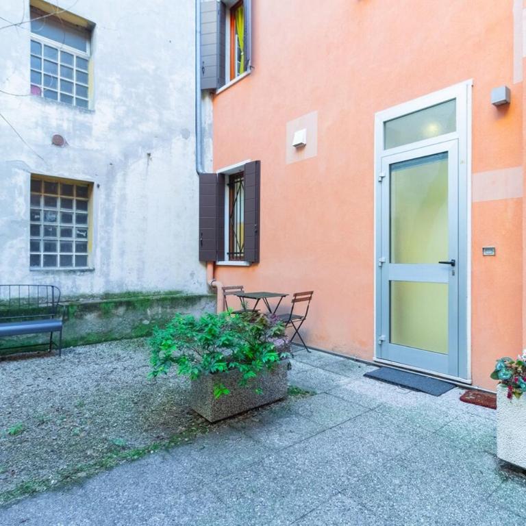 Courtyard Flat near University & Center in Padua - One-Bedroom Apartment - 25