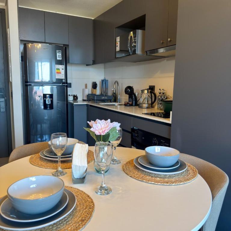 Depto moderno cerca del Estadio Nacional con Check in digital y Parking - Two-Bedroom Apartment - 10