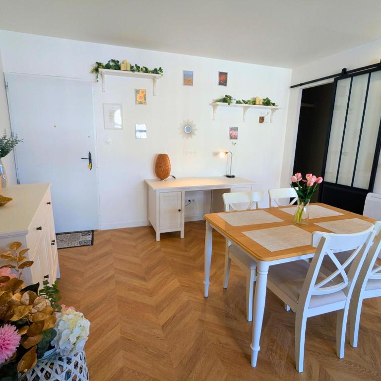 T3 61m2, Hypercentre, vue Fontaine Chaude, bureau - Appartement 2 Chambres - 16