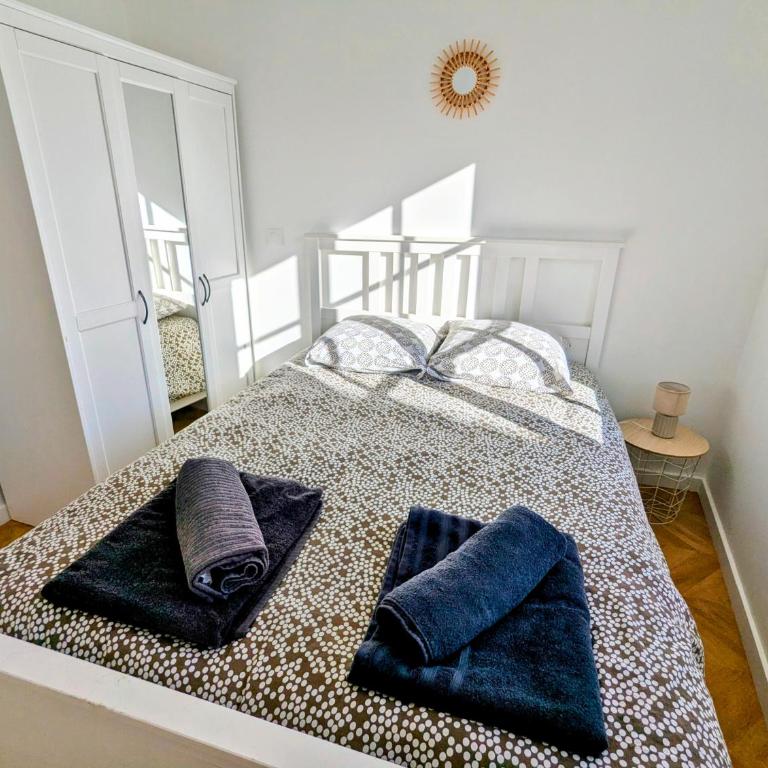 T3 61m2, Hypercentre, vue Fontaine Chaude, bureau - Appartement 2 Chambres - 27