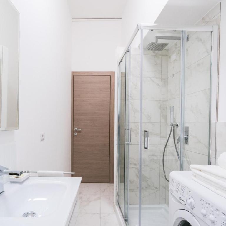 Central & Modern Apartment by Rent All Como - Appartamento - 10