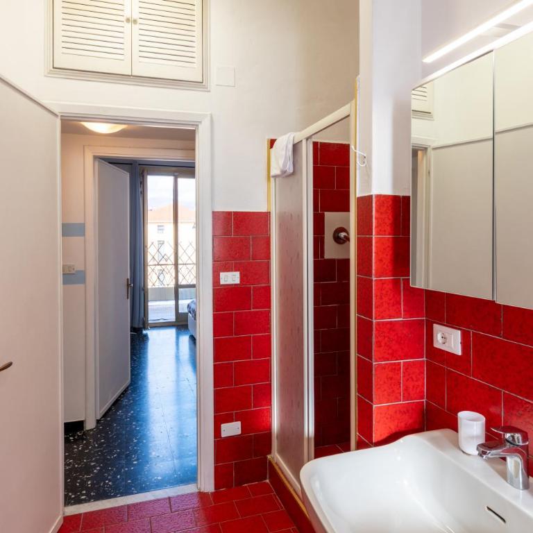 L'Attico sul Porto, Sea View, Wide Terrace, Imperia Center - Appartamento con 2 Camere da Letto, Terrazza e Vista Mare - 23