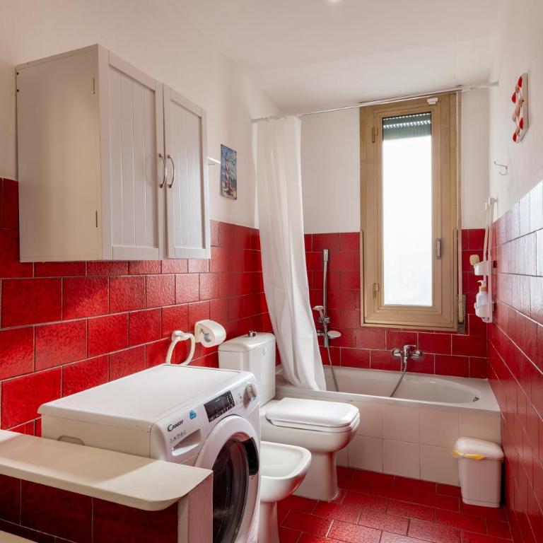 L'Attico sul Porto, Sea View, Wide Terrace, Imperia Center - Appartamento con 2 Camere da Letto, Terrazza e Vista Mare - 24