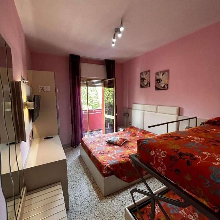 Hotel Prestigio - Camera Quadrupla con Balcone - 4