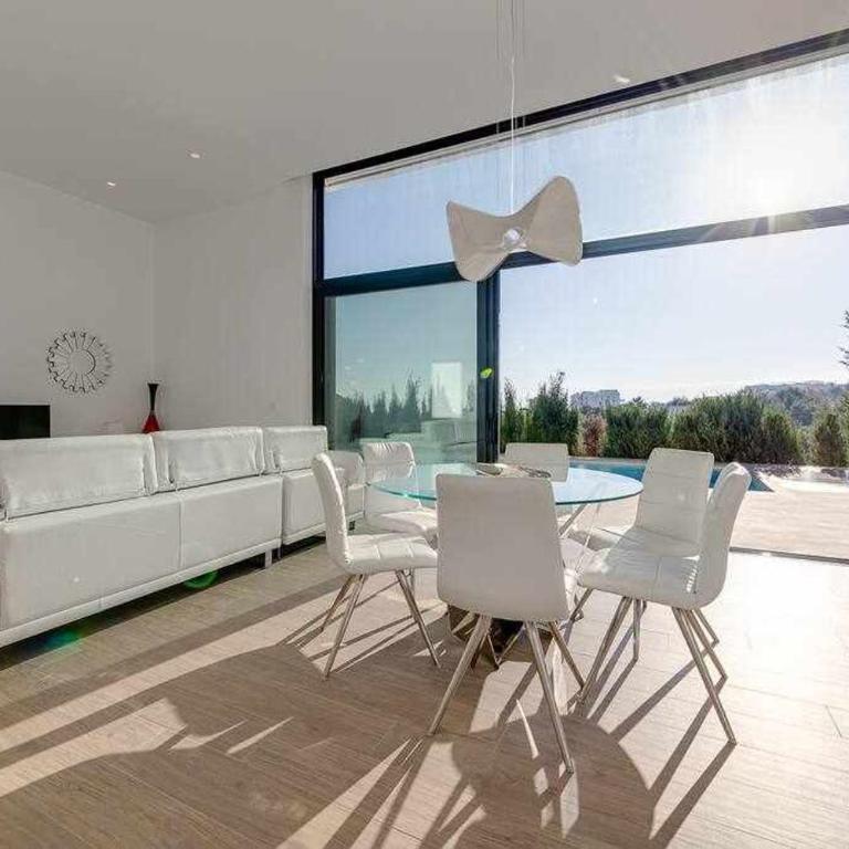 Preciosa villa con piscina climatizda, las Colinas - Villa con piscina privada - 16