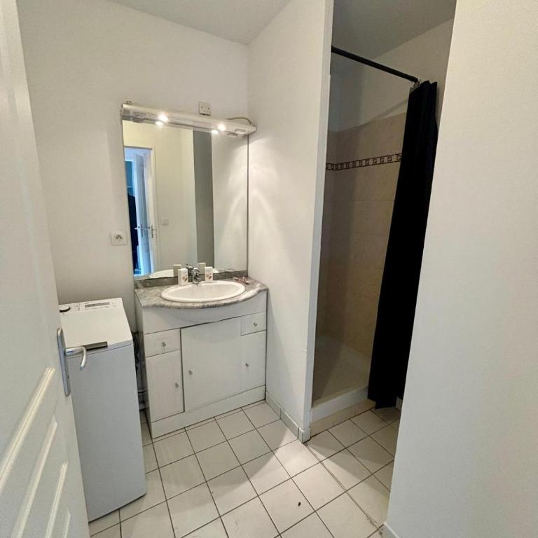 Confort, résidence sécurisée, garage ! - Appartement 1 Chambre - 4