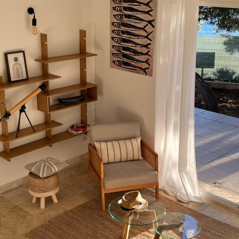 Villa front de mer La Quiétude - Three-Bedroom House - 5