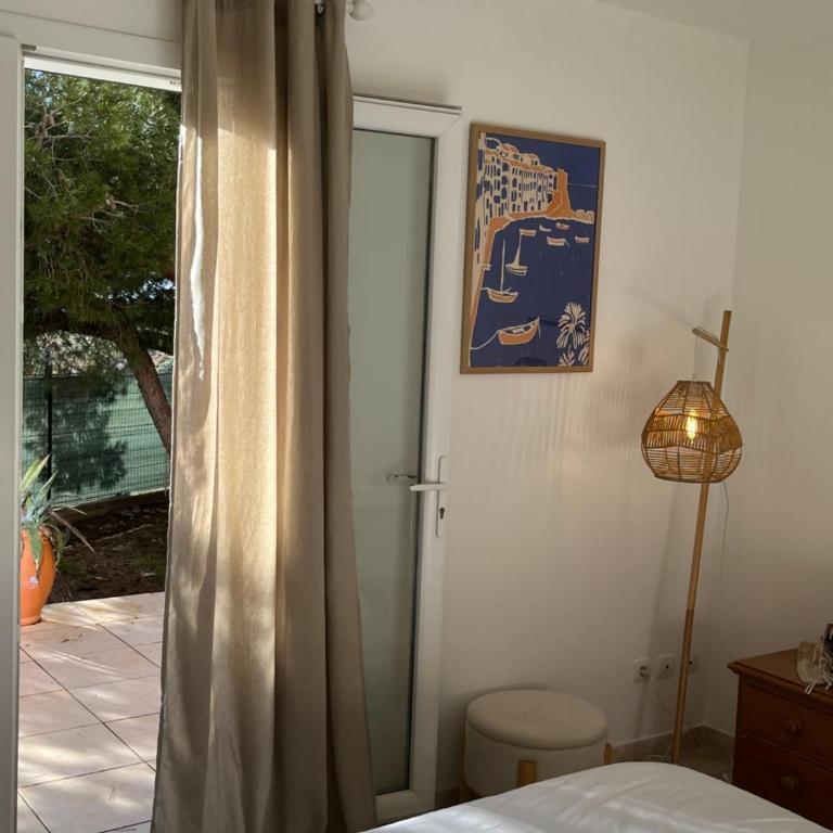 Villa front de mer La Quiétude - Three-Bedroom House - 6