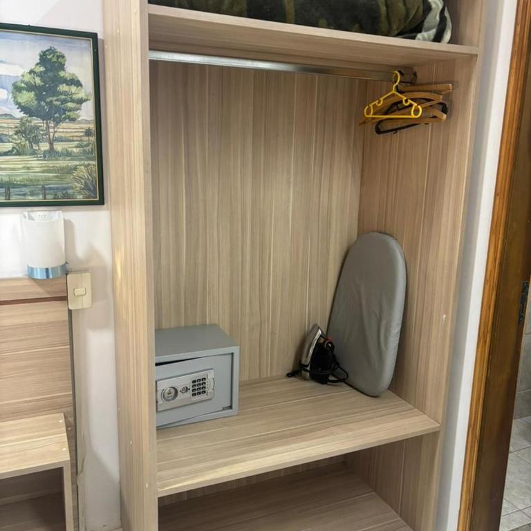 Aparthotel Maison Suisse - Habitación Individual Estándar - 8