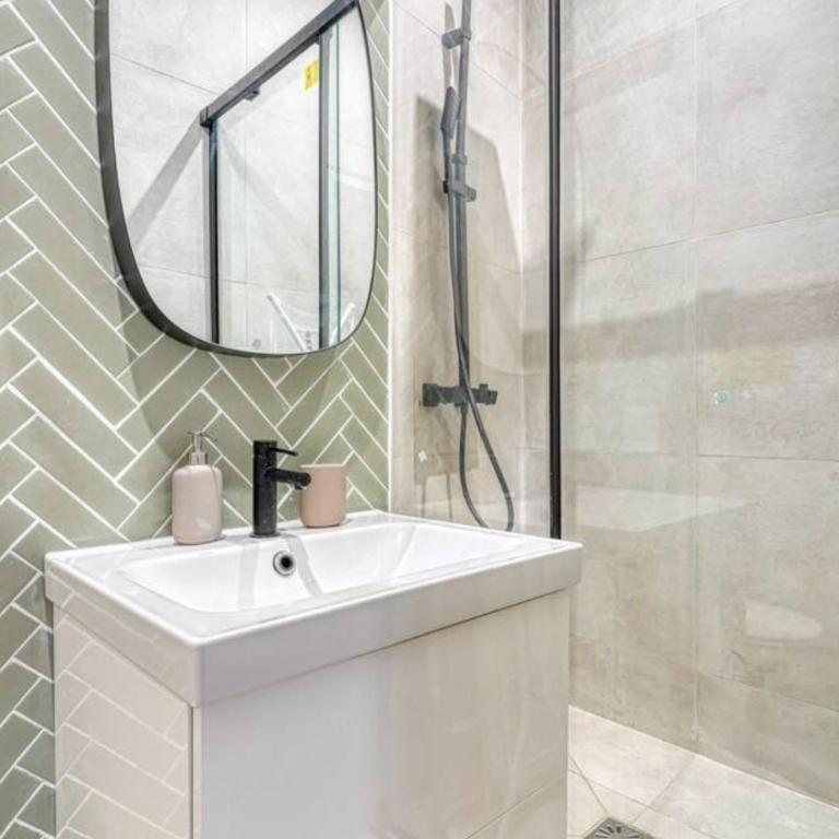 Stylish 2-Bedroom Loft in the Heart of Paris with Air Conditioning - Apartment mit 2 Schlafzimmern - 14
