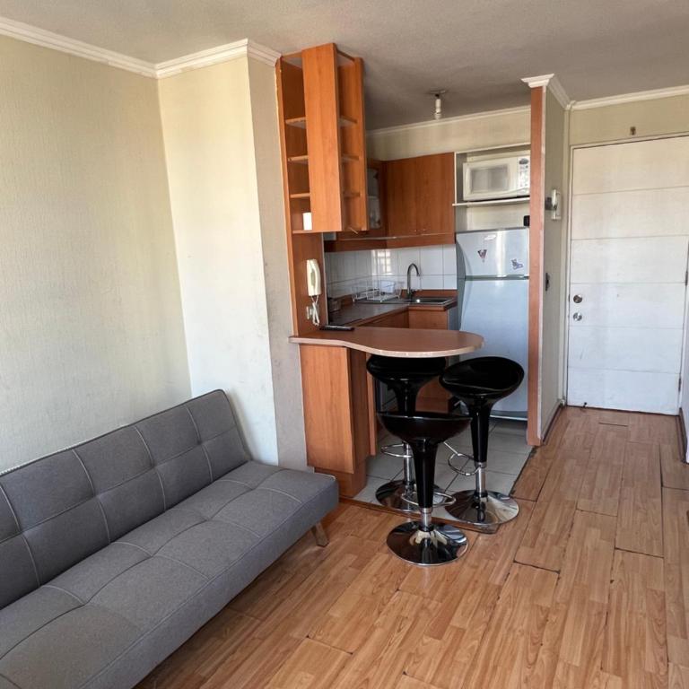 Departamento completo Av Vicuña cercano al Barrio Italia - One-Bedroom Apartment - 7
