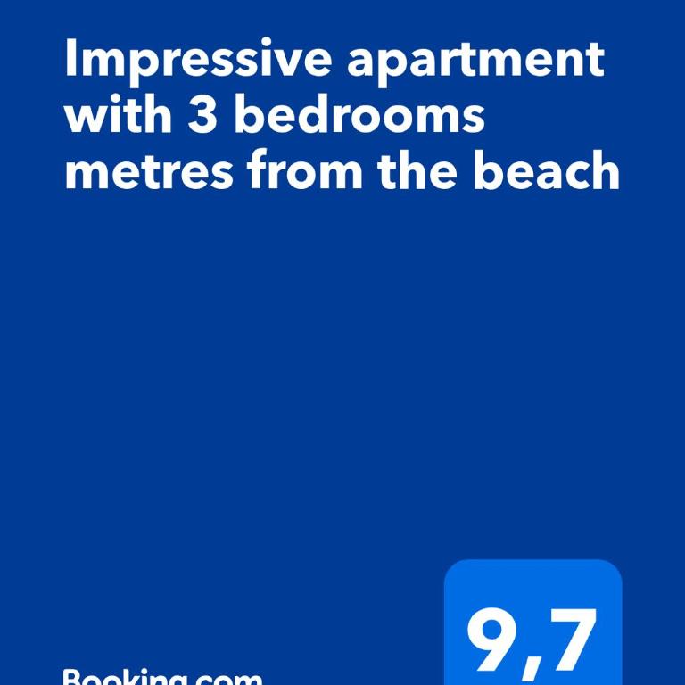 Impressive apartment with 3 bedrooms metres from the beach - Three-Bedroom Apartment - 34