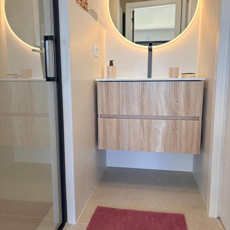 Appartement Duplex Rosas avec terrasse magnifique jacuzzi vue mer - Three-Bedroom Apartment - 41