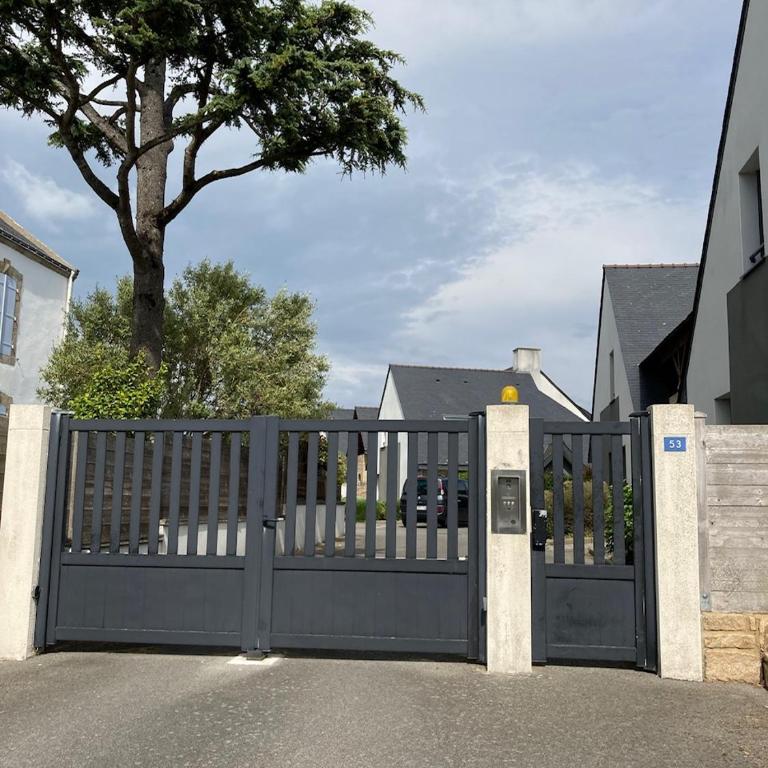 BAG GWENN - 2 à 4 vacanciers - 2 chambres - Jardin clos - Petit chien bienvenu - 2 vélos -- Plages et Commerces à pied - Appartement 2 Chambres - 18