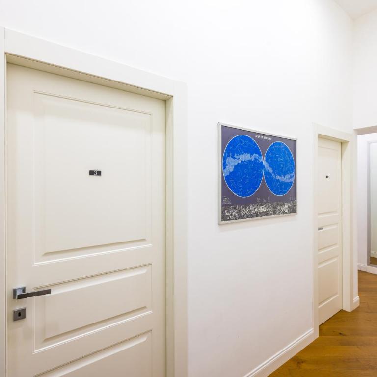Joy Stay Old Town by NapoliApartments - Camera Matrimoniale con Bagno Privato Esterno - 10