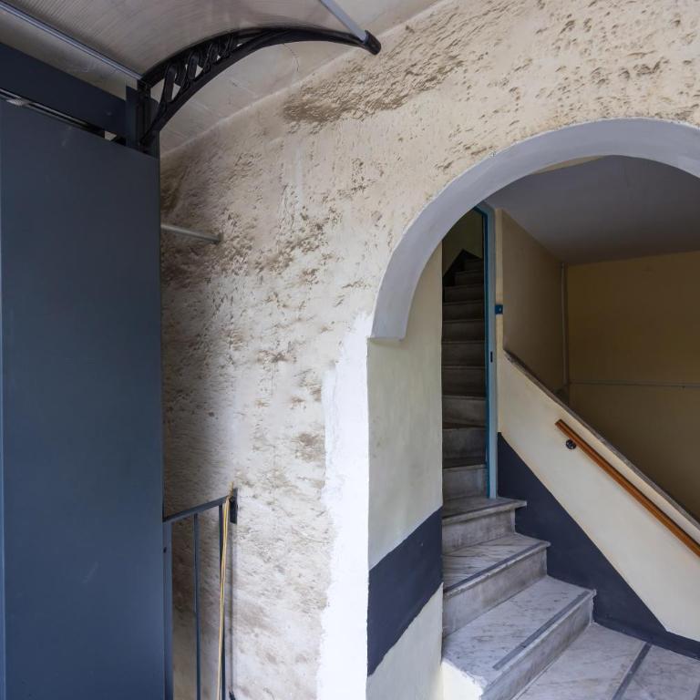 Joy Stay Old Town by NapoliApartments - Camera Matrimoniale con Bagno Privato Esterno - 23