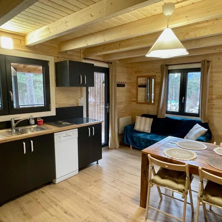 Chalet neuf proche des stations de ski - Chalet 3 Chambres - 10