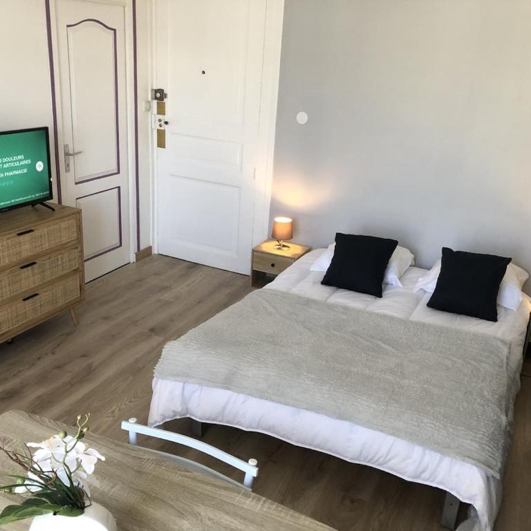 Studio 25m2 avec parking et balcon centre ville - Apartment mit 1 Schlafzimmer - 16