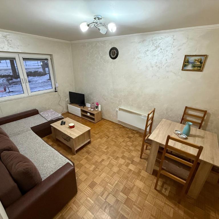 Apartman Centar - One-Bedroom Apartment - 1