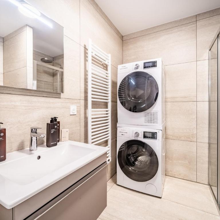 Apartment Gabelac Châtel - by EMERALD STAY - Three-Bedroom Apartment - 29