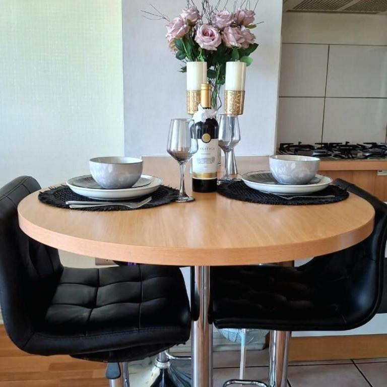 Vista a Cerro San Cristobal - Cama King y AC - Céntrico - One-Bedroom Apartment with City View - 10