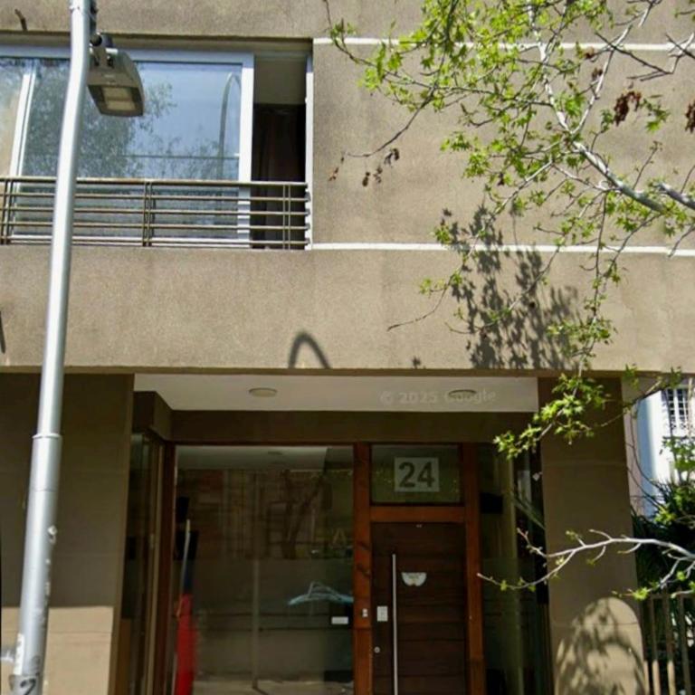 Vista a Cerro San Cristobal - Cama King y AC - Céntrico - One-Bedroom Apartment with City View - 26