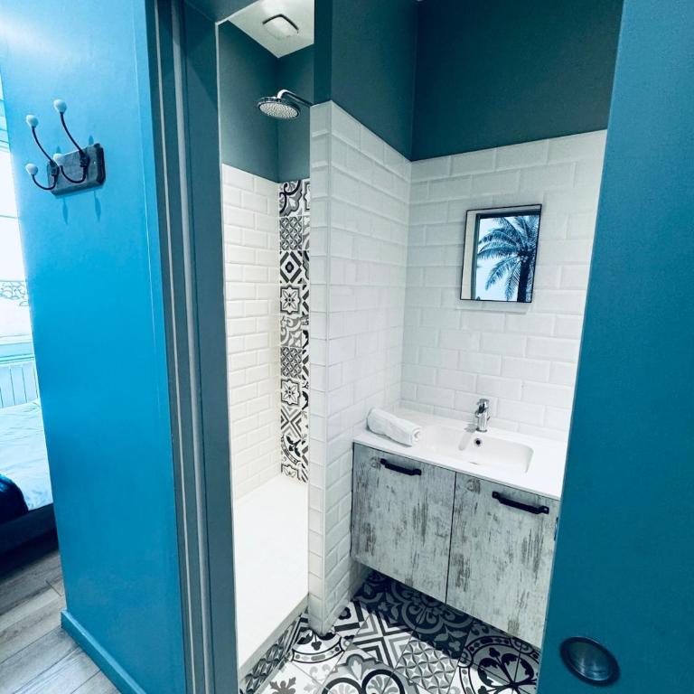 Faidherbe 2 - Studio - Berthelot - Appartement 1 Chambre - 3