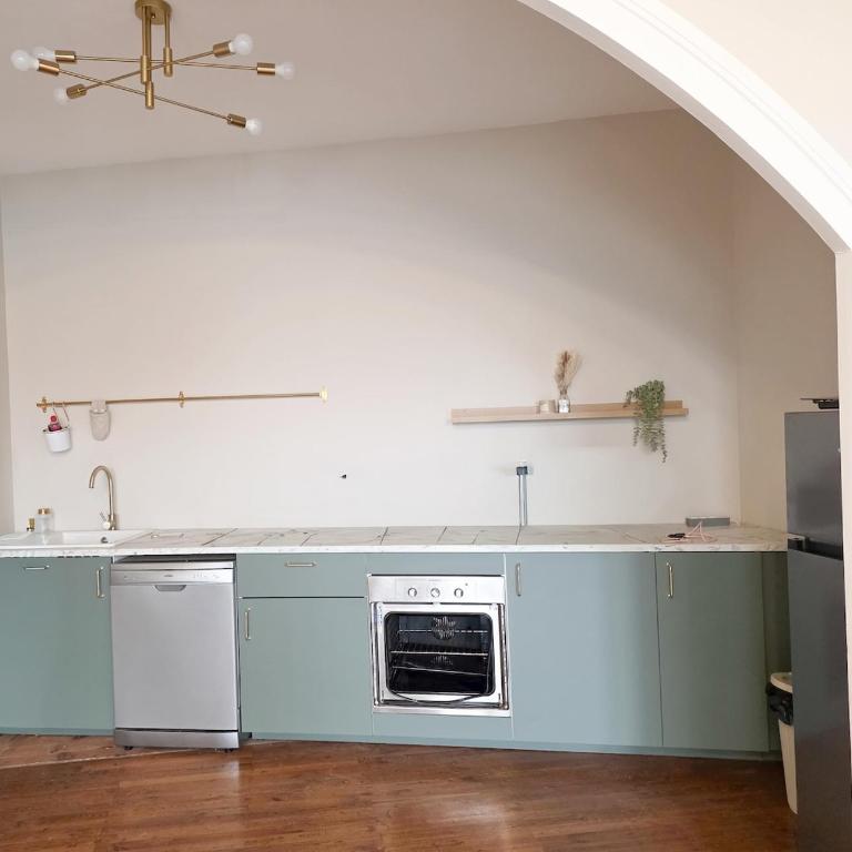 Appartement rénové avec vue Rhône - Centre - Appartement 3 Chambres - 11