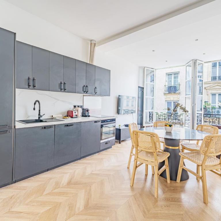 Le Marais Paris - 3 bedrooms, 2 Bathrooms, 2WC - Three-Bedroom Apartment - 1
