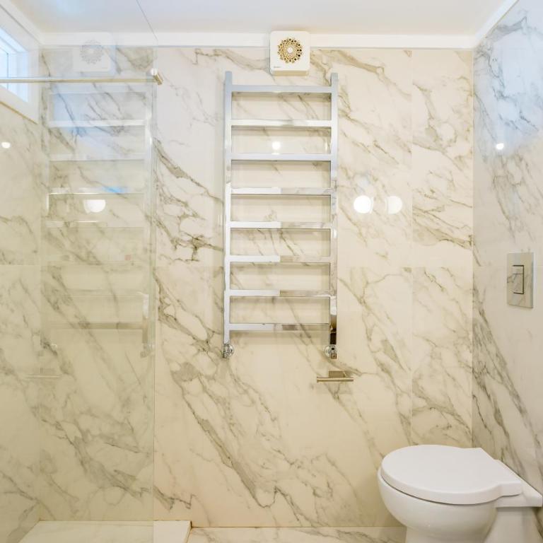 Joy Stay Old Town by NapoliApartments - Camera Matrimoniale con Bagno Privato Esterno - 21