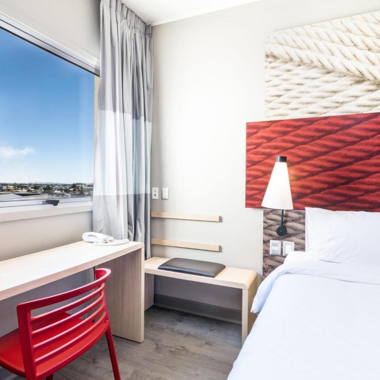 ibis Calama - Standard Queen Room - 1