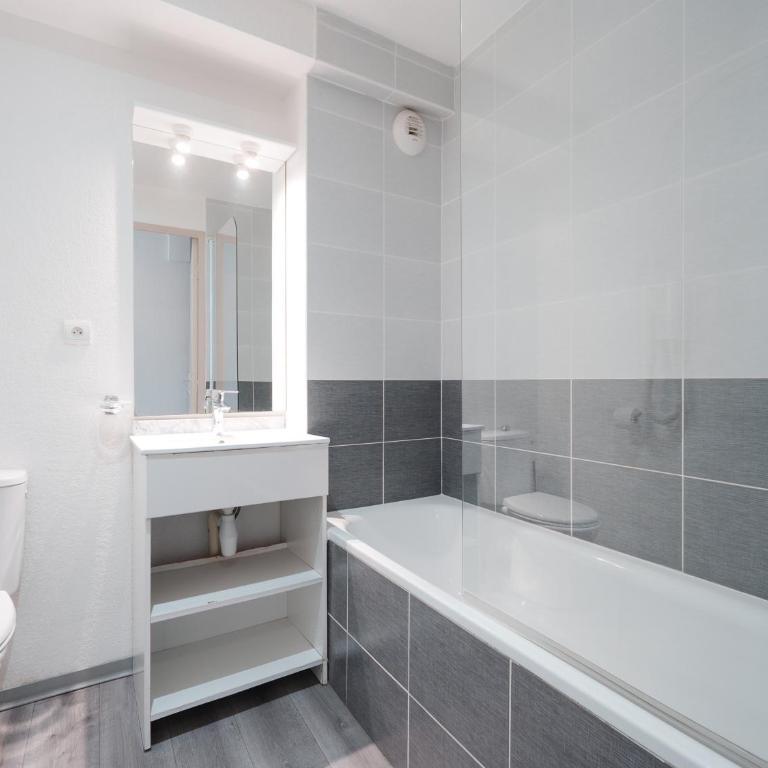 Saint Clair N108 ST2 - Monolocale Deluxe - 3