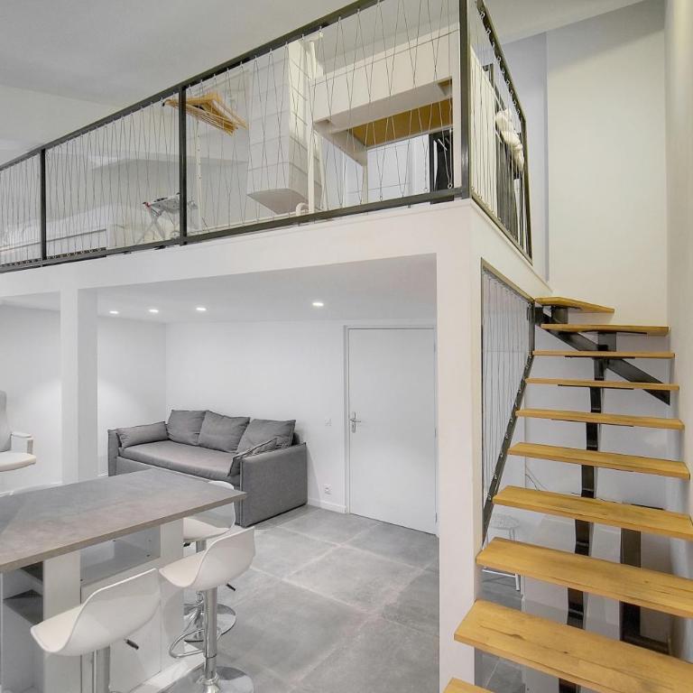 FRGK "24 AOUT 1 Mezzanine Bedroom Apartment Center Antibes AC WIFI HIGH SPEED " - Appartement 1 Chambre Deluxe - 42