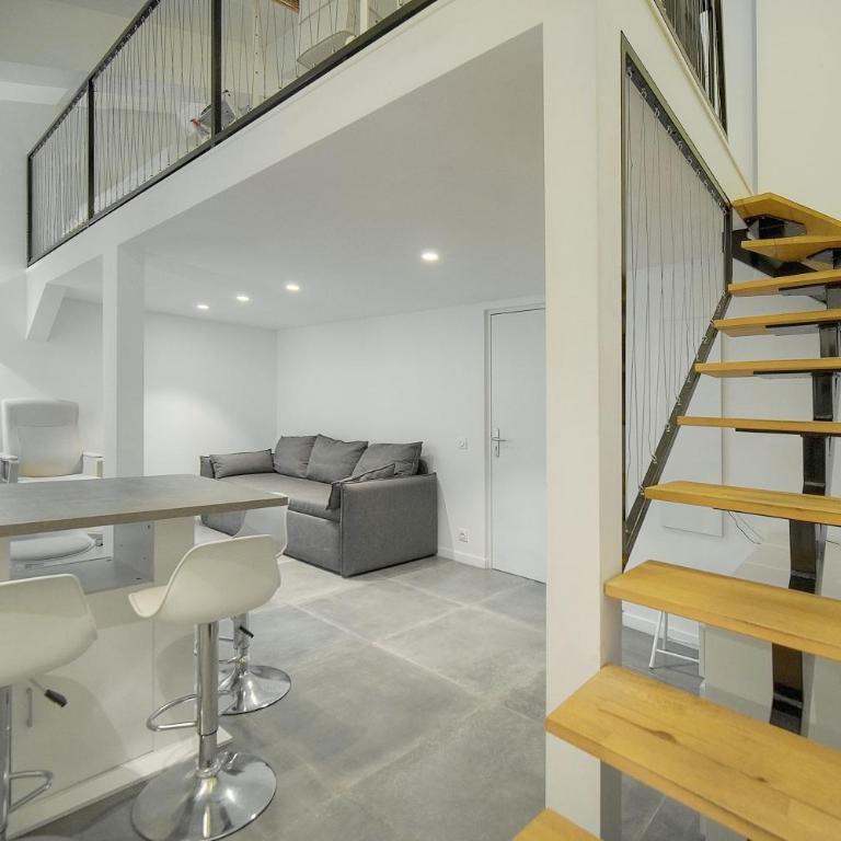 FRGK "24 AOUT 1 Mezzanine Bedroom Apartment Center Antibes AC WIFI HIGH SPEED " - Appartement 1 Chambre Deluxe - 49