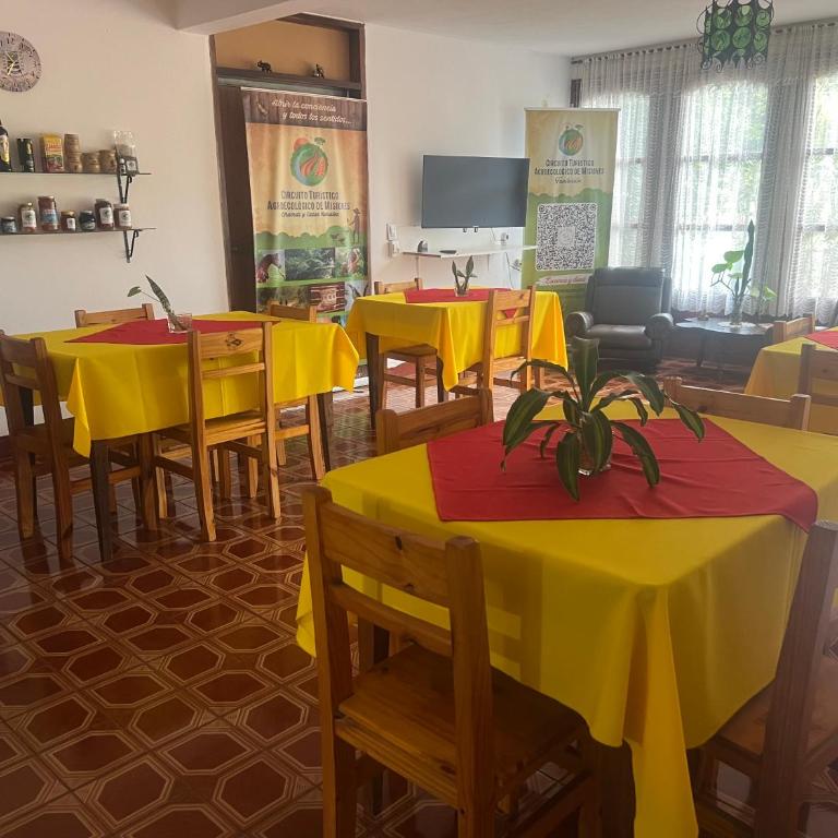 Casona Rural alquiler temporal - Five-Bedroom House - 7