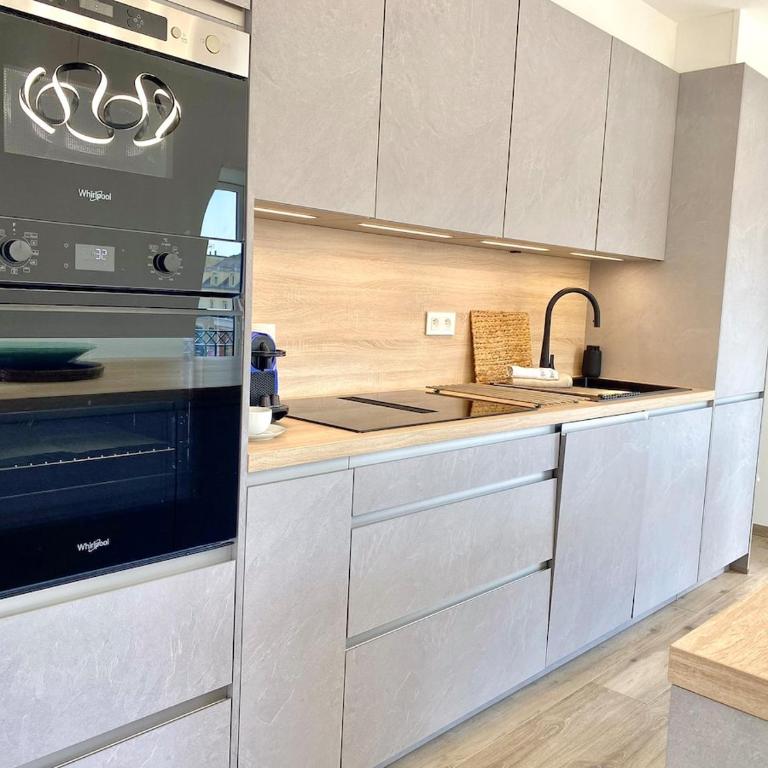 Dinard centre Appt, terrasse, parking, 200M plage - Apartment mit 2 Schlafzimmern mit Balkon und Terrasse - 16
