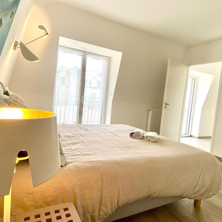 Dinard centre Appt, terrasse, parking, 200M plage - Apartment mit 2 Schlafzimmern mit Balkon und Terrasse - 31