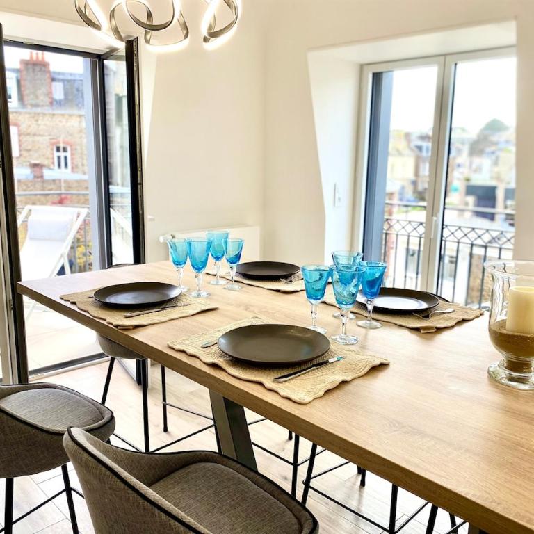 Dinard centre Appt, terrasse, parking, 200M plage - Apartment mit 2 Schlafzimmern mit Balkon und Terrasse - 36