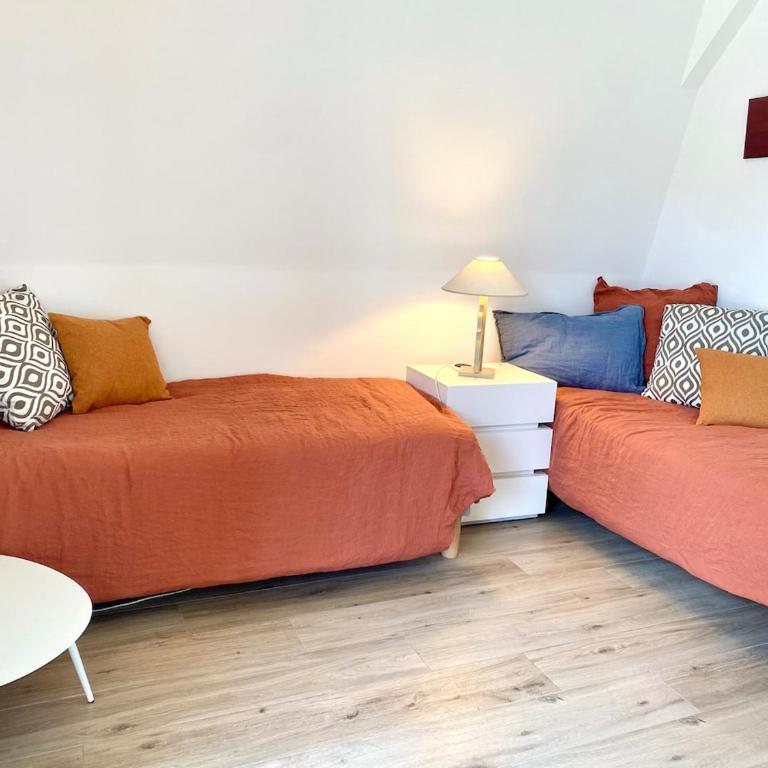 Dinard centre Appt, terrasse, parking, 200M plage - Apartment mit 2 Schlafzimmern mit Balkon und Terrasse - 35
