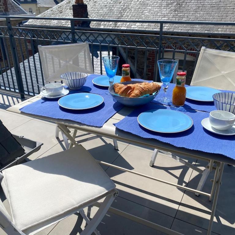 Dinard centre Appt, terrasse, parking, 200M plage - Apartment mit 2 Schlafzimmern mit Balkon und Terrasse - 38