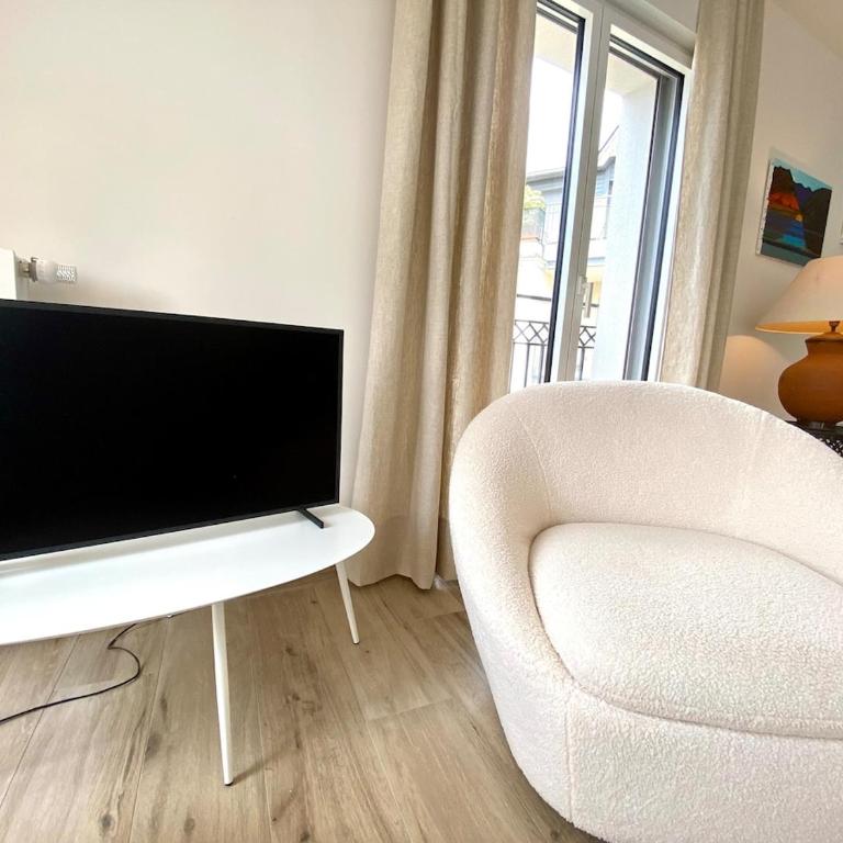 Dinard centre Appt, terrasse, parking, 200M plage - Apartment mit 2 Schlafzimmern mit Balkon und Terrasse - 41