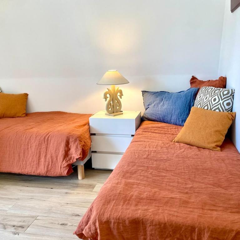 Dinard centre Appt, terrasse, parking, 200M plage - Apartment mit 2 Schlafzimmern mit Balkon und Terrasse - 45